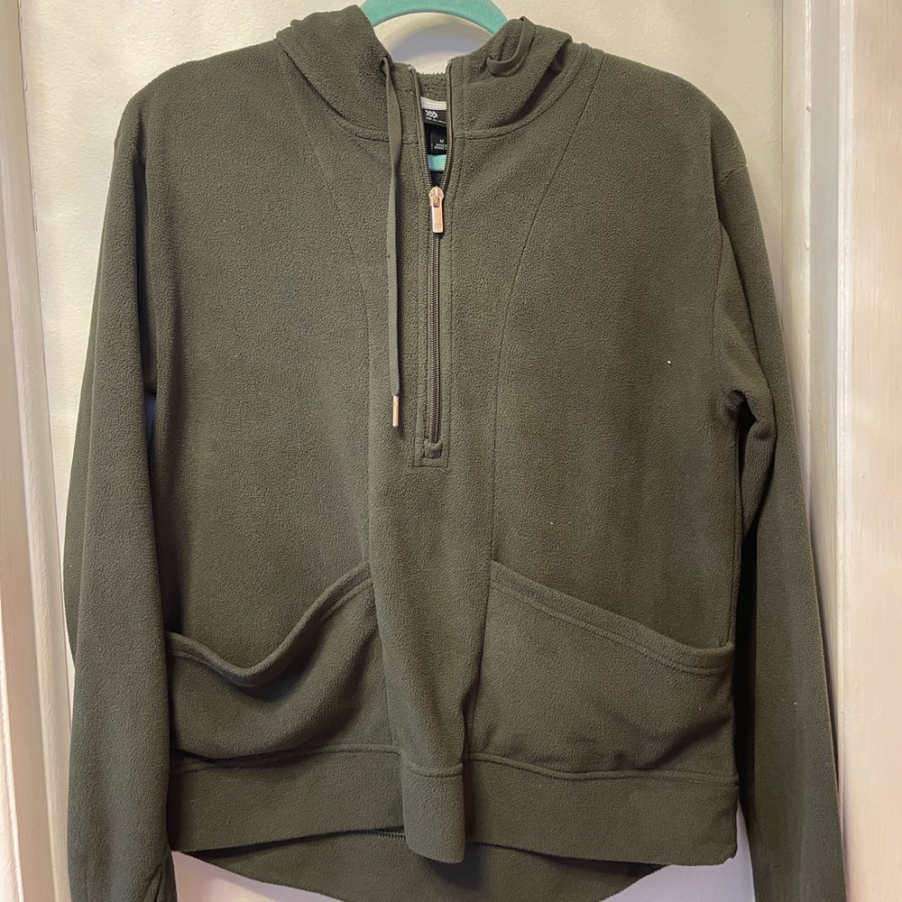 Fleece pullover